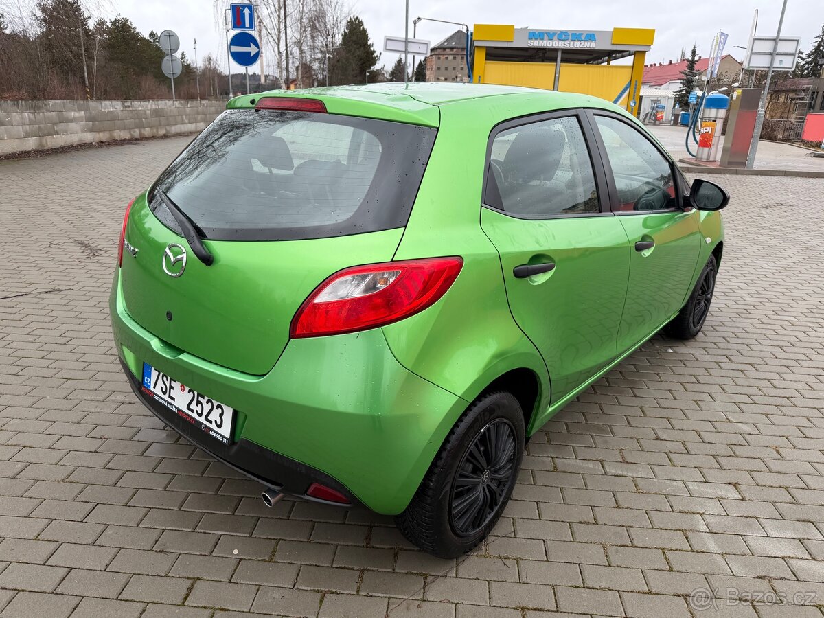 Prodám Mazda 2, 1.3i - 3