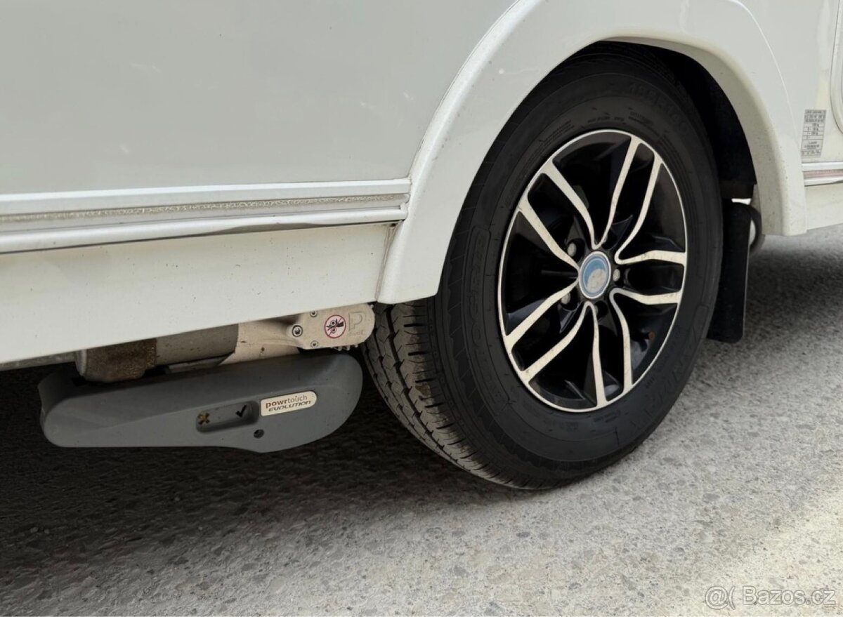 Luxusní zimní karavan Lunar Clubman CK 2019 – ALDE - 3