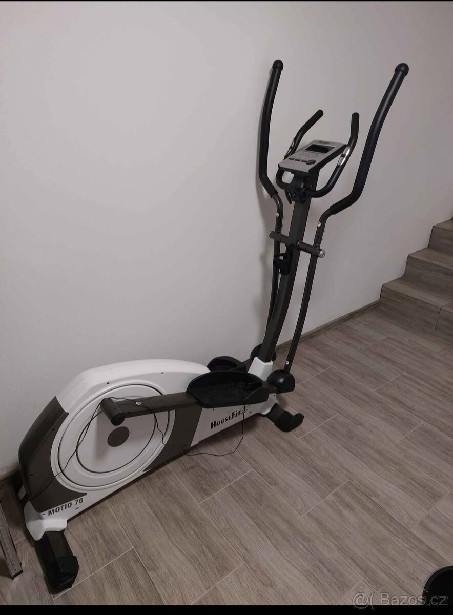 Eliptický trenažér HOUSEFIT MOTIO 70 - 3