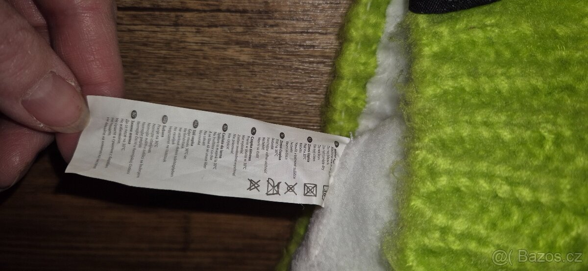 Zimní čepice s bambulí Fllös - 3