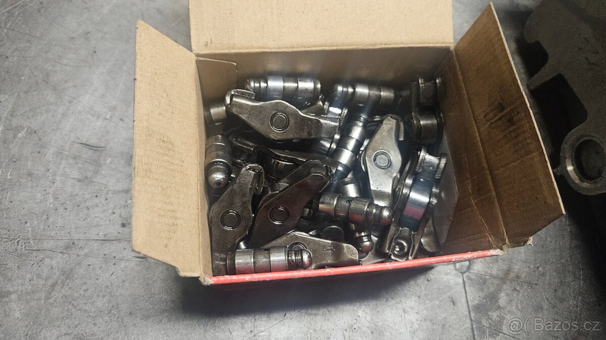 Bmw e87 M47 hlava motoru - 3