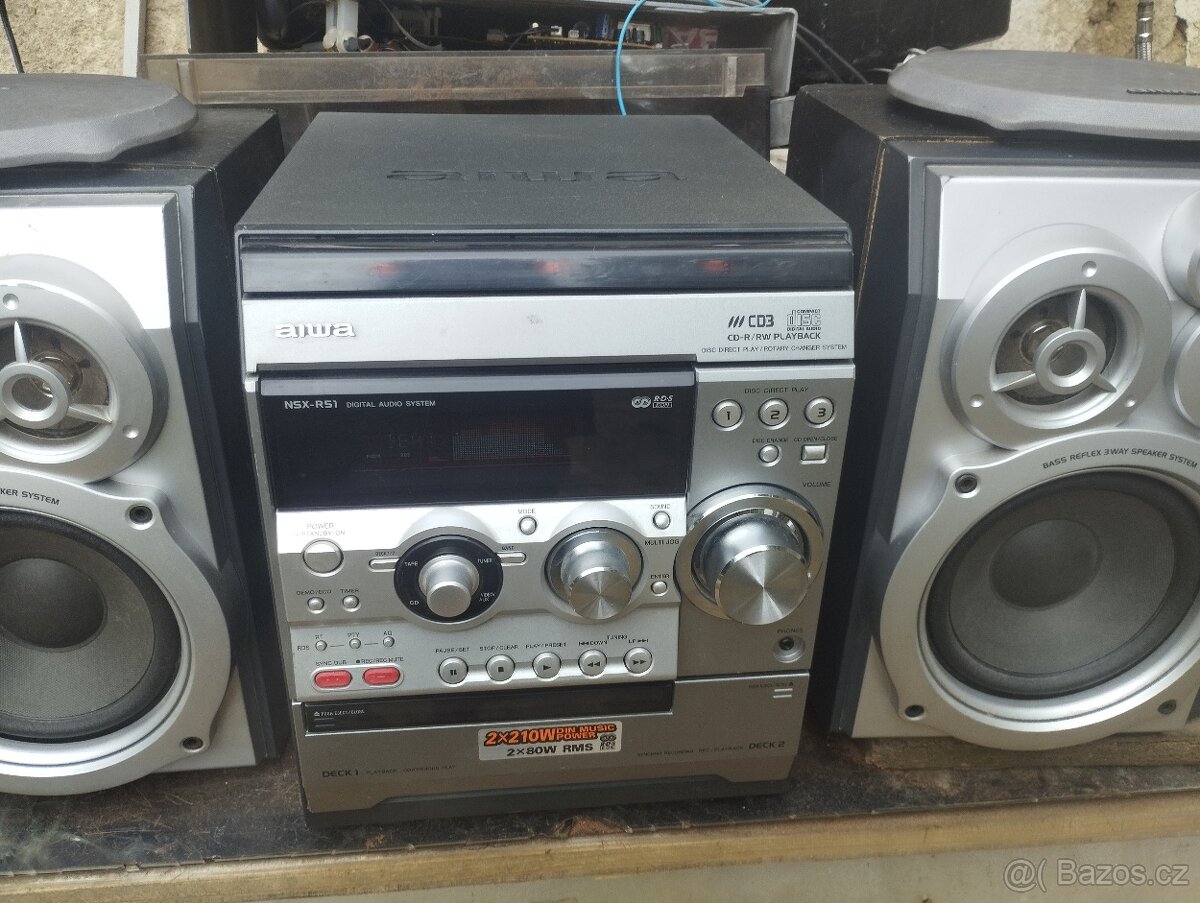 Sharp CD-BA250,Aiwansx-r51,Panasonic SA-PM04,LG,radia - 3