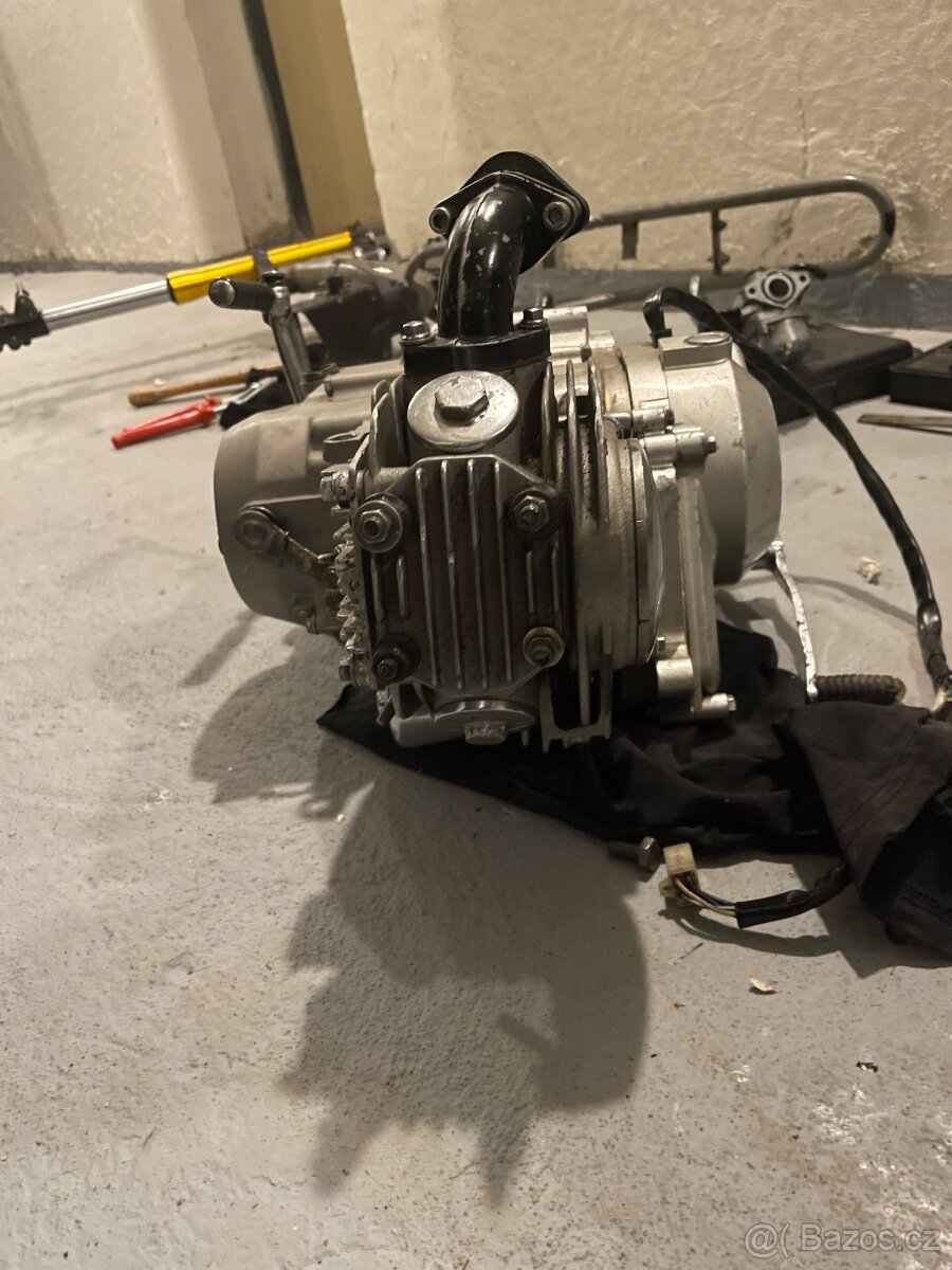 Motor Lifan 125ccm