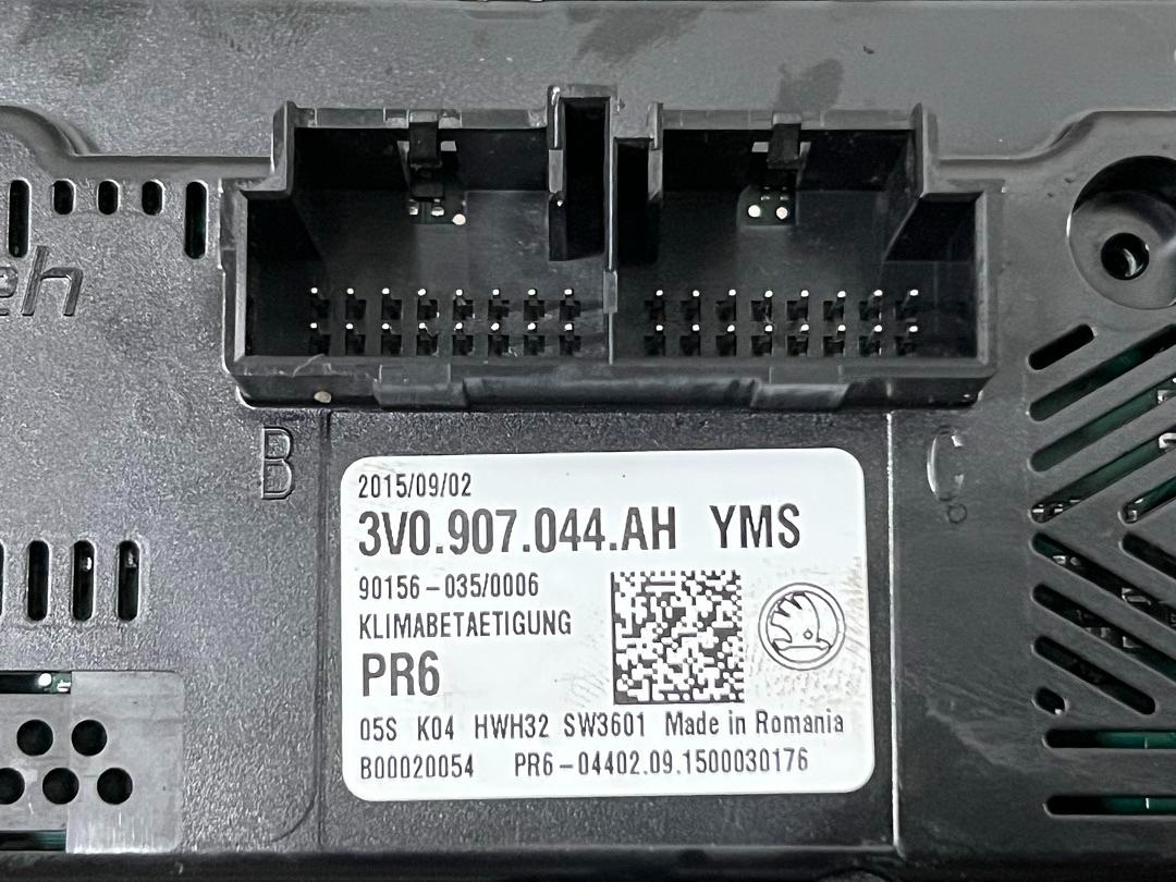 Klimatronik 3V0907044AH Škoda Superb 3 r.v. 2016 - 3