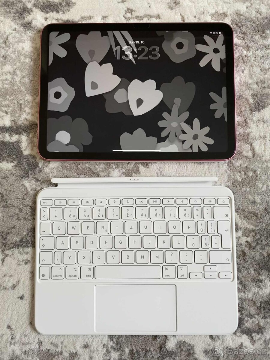 Apple Magic Keyboard pro iPad (10th generation) - česká - 3