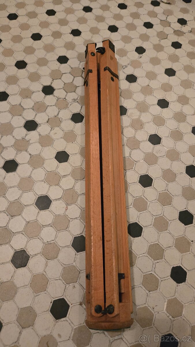 Starožitný skládací stativ a spínací expoziční hodiny Novex - 3