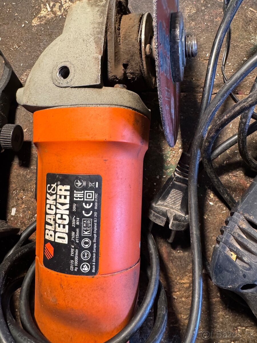 Krabice z nářadím vrtačka flexi aku vrtačka viz foto - 3