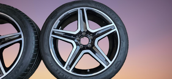 Disky AMG GLA 19" W156, 235/45/19 - letní- pošlu na dobírku - 3