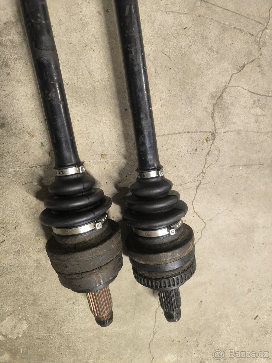 Bmw E36 poloosy malé 168 po repase - 3