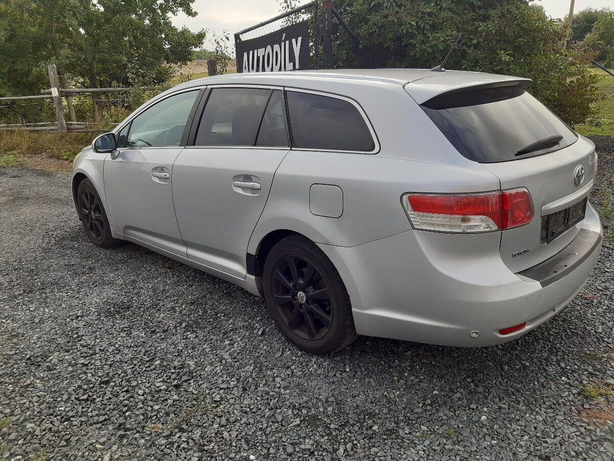 Toyota Avensis - 3