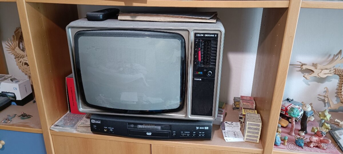 Televize Tesla 4333A Oravan Color - 3