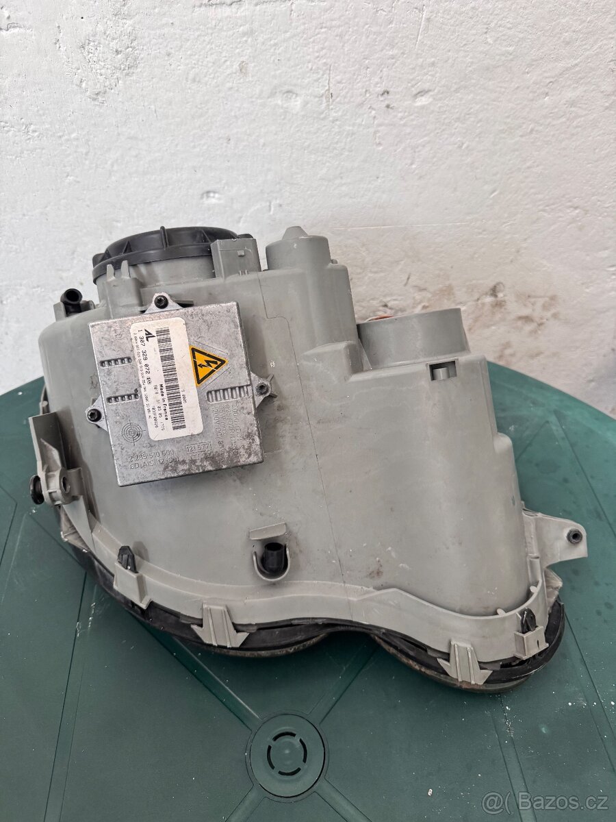 Xenon Mercedes-Benz C200 coupe - 3