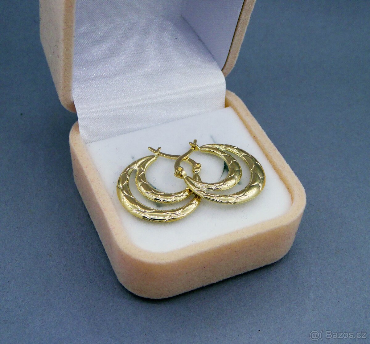 Nádherný zlaté kruhy - 3