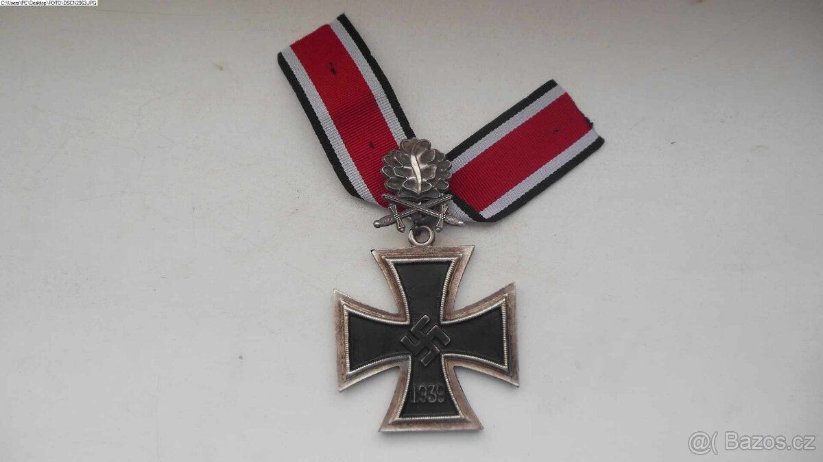 Dubové listy s meči - 3