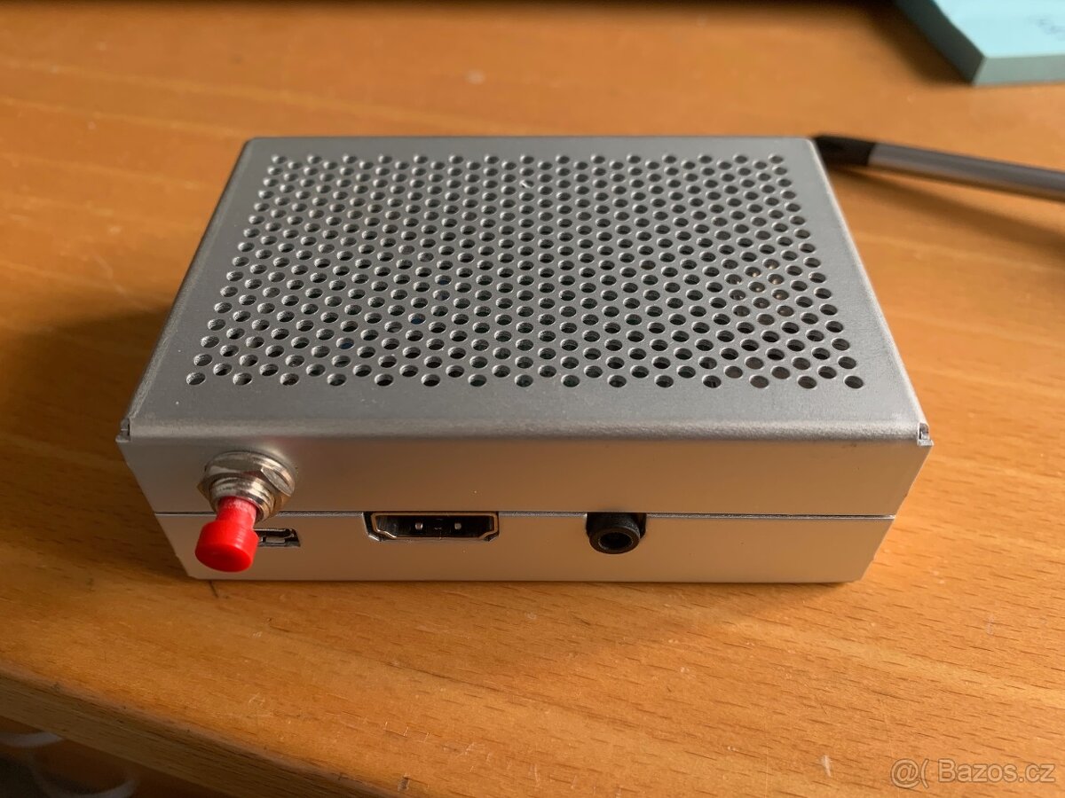 Minipočítač Raspberry pi - 3