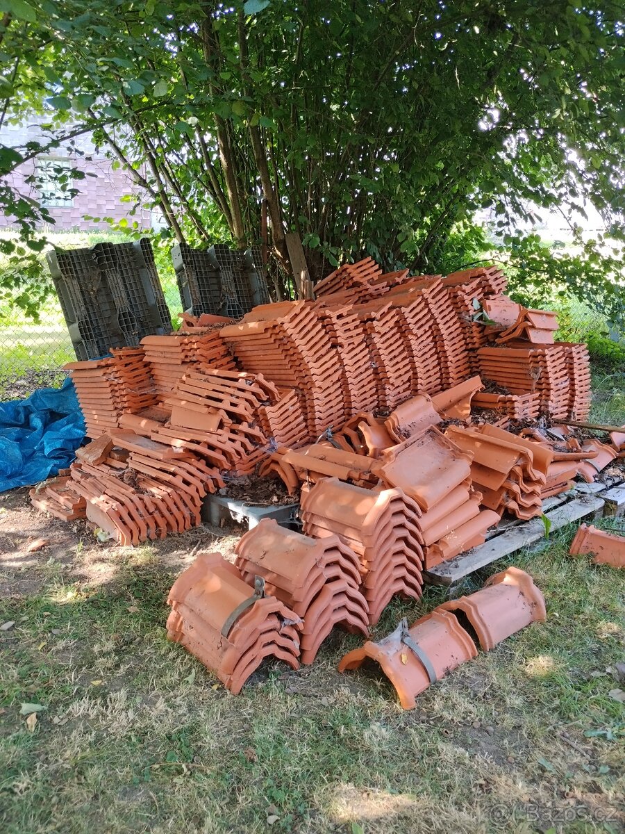 STŘEŠNÍ KRYTINA - 3