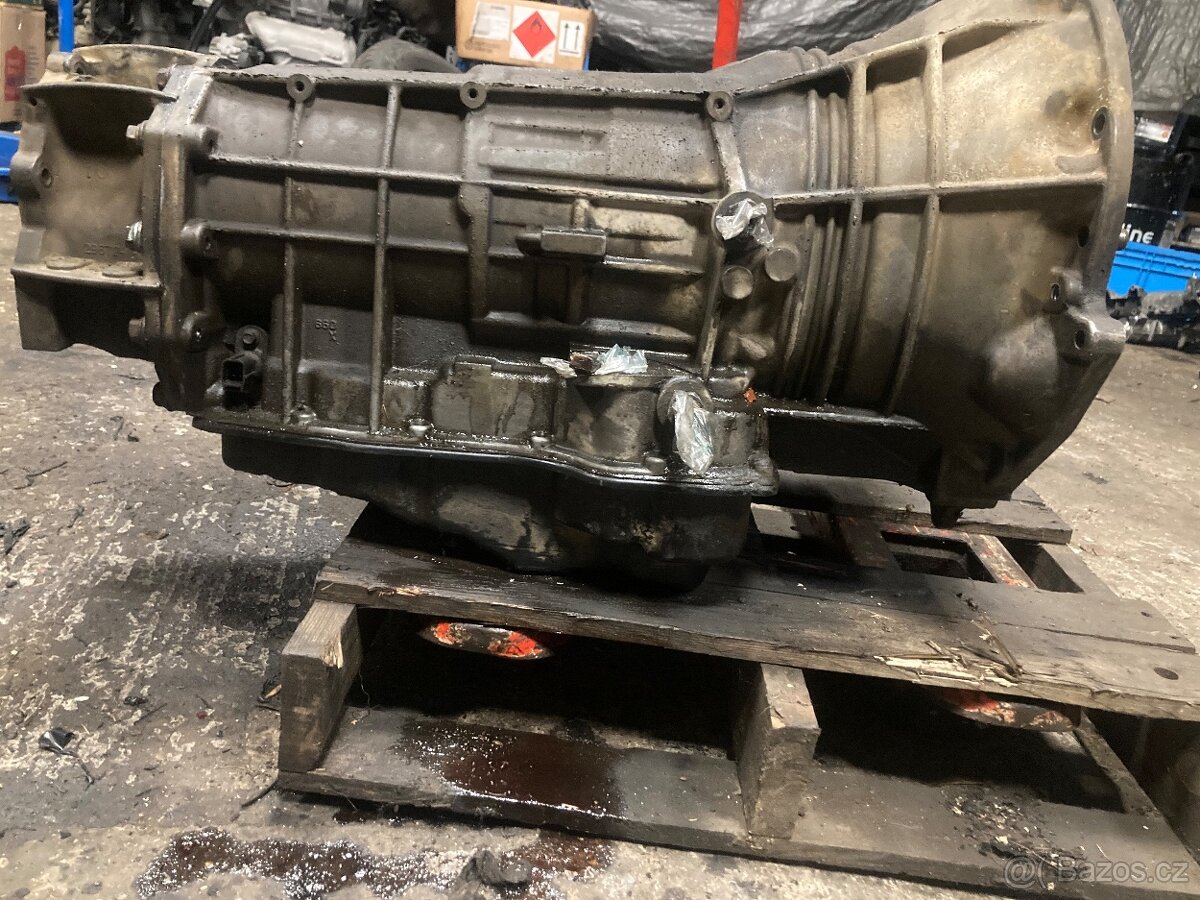 Dodge ram kapota a prevodovka