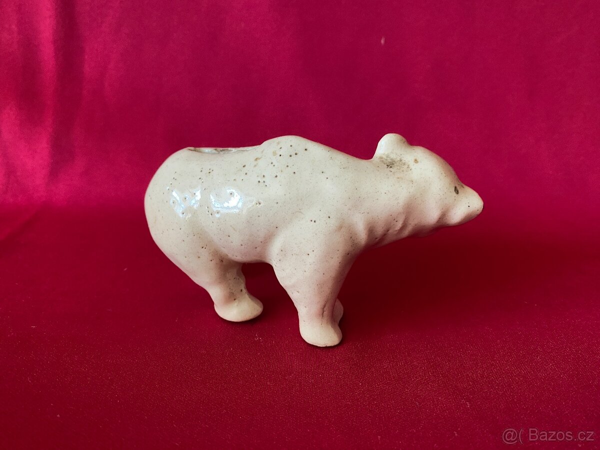 kasička pokladnička stará pokladnička lední medvěd RARITA - 3