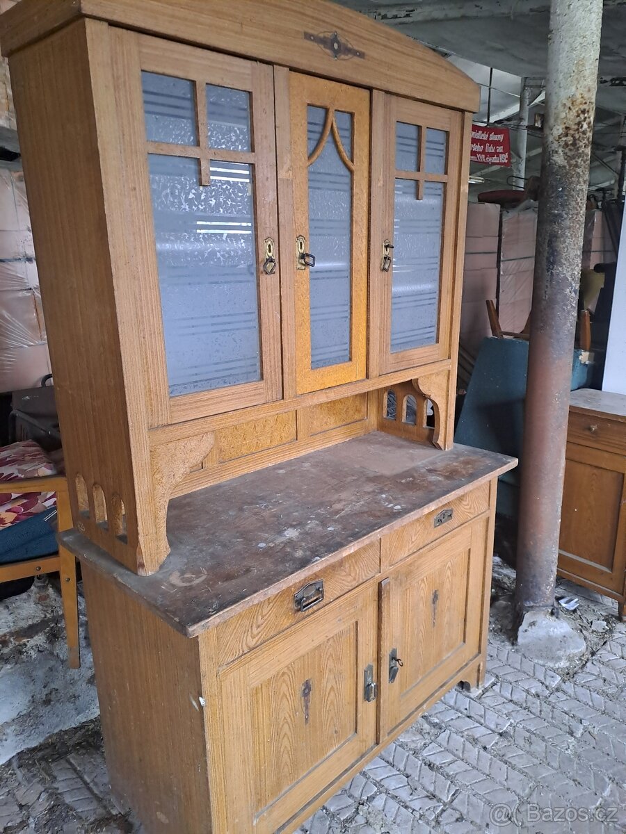 babiččin kredenc na chalupu - krásný stav - 3