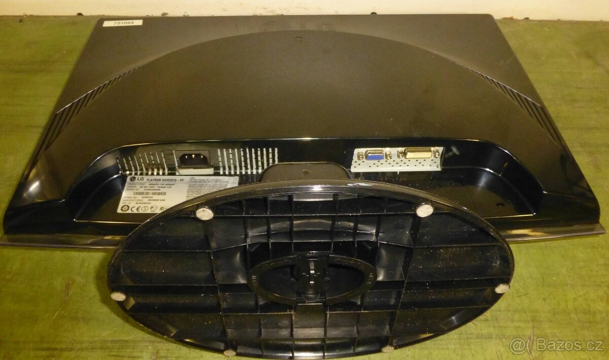 LCD monitor LG 22 palců, 1680x1050, DVI - 3