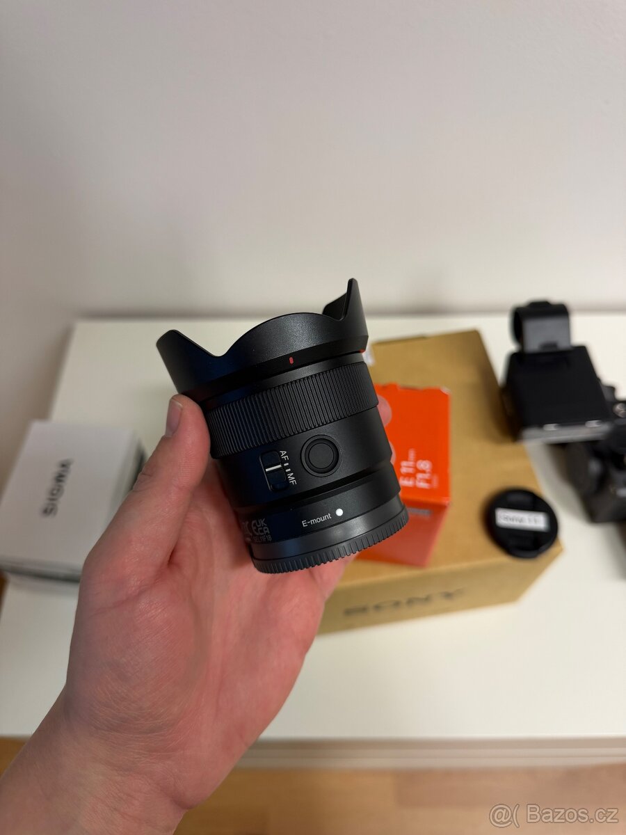 📸 Sony 11mm f/1.8 (Sony E) - APS-C Crop - 3