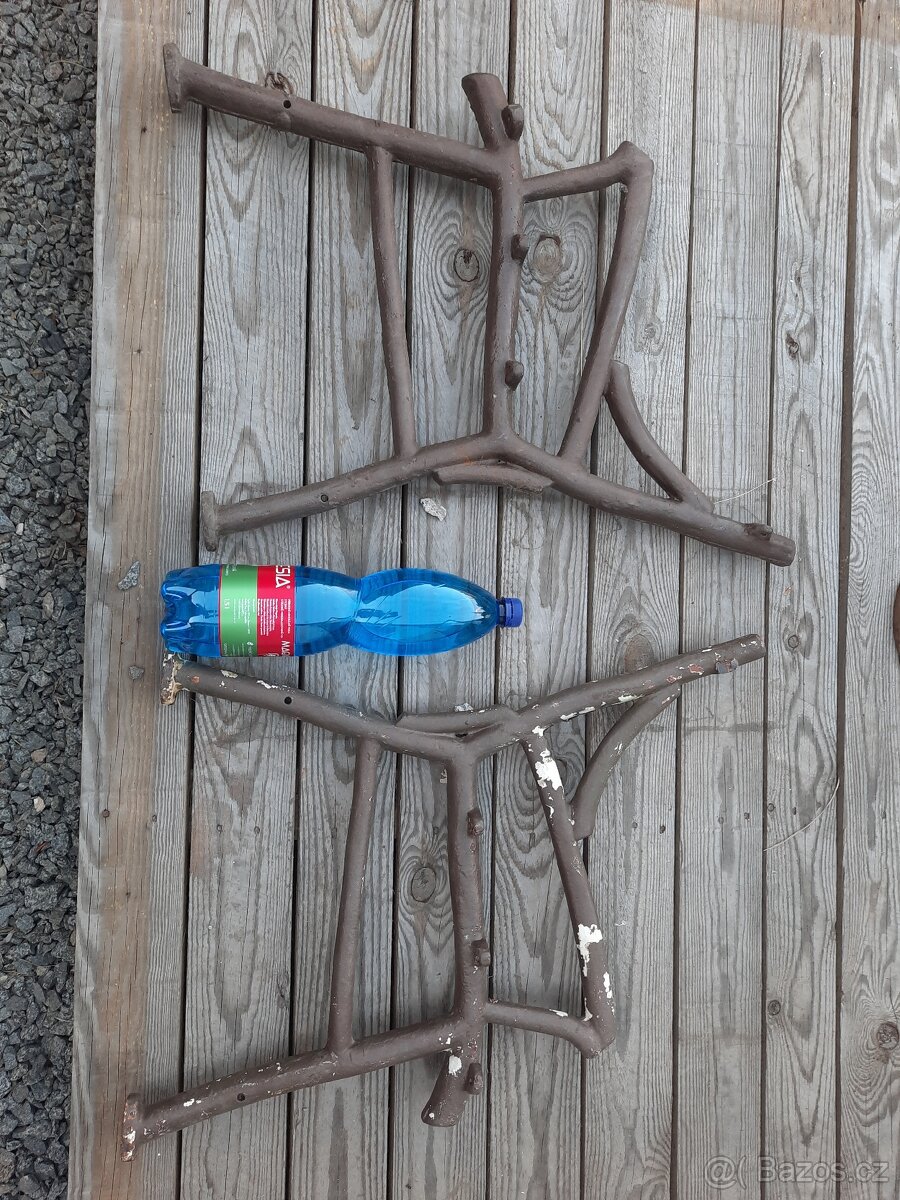 Litinová lavička bočnice - 3