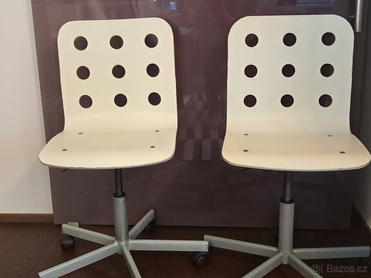 Židle - 3