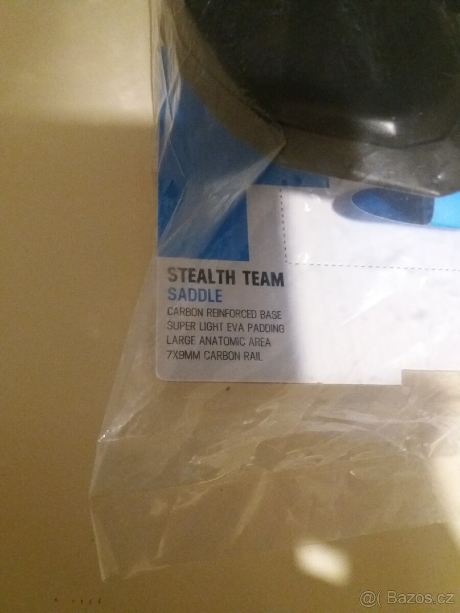Carbonové cyklistické sedlo - 3