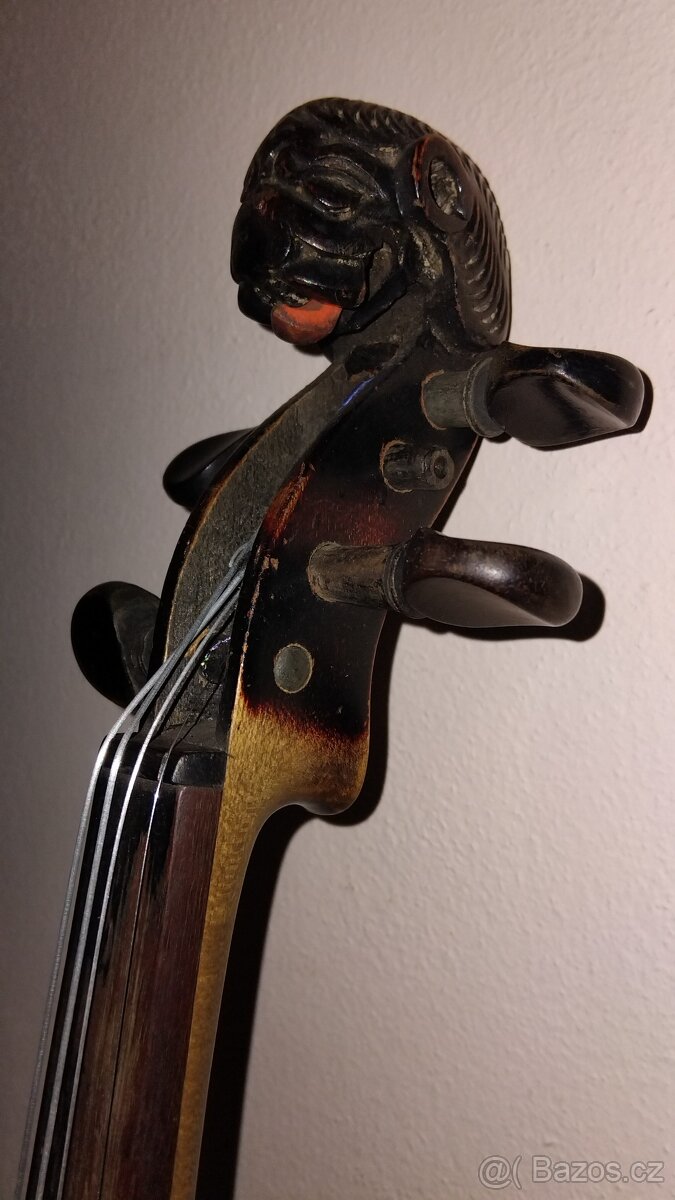 Housle s vyřezávanou hlavou - 3