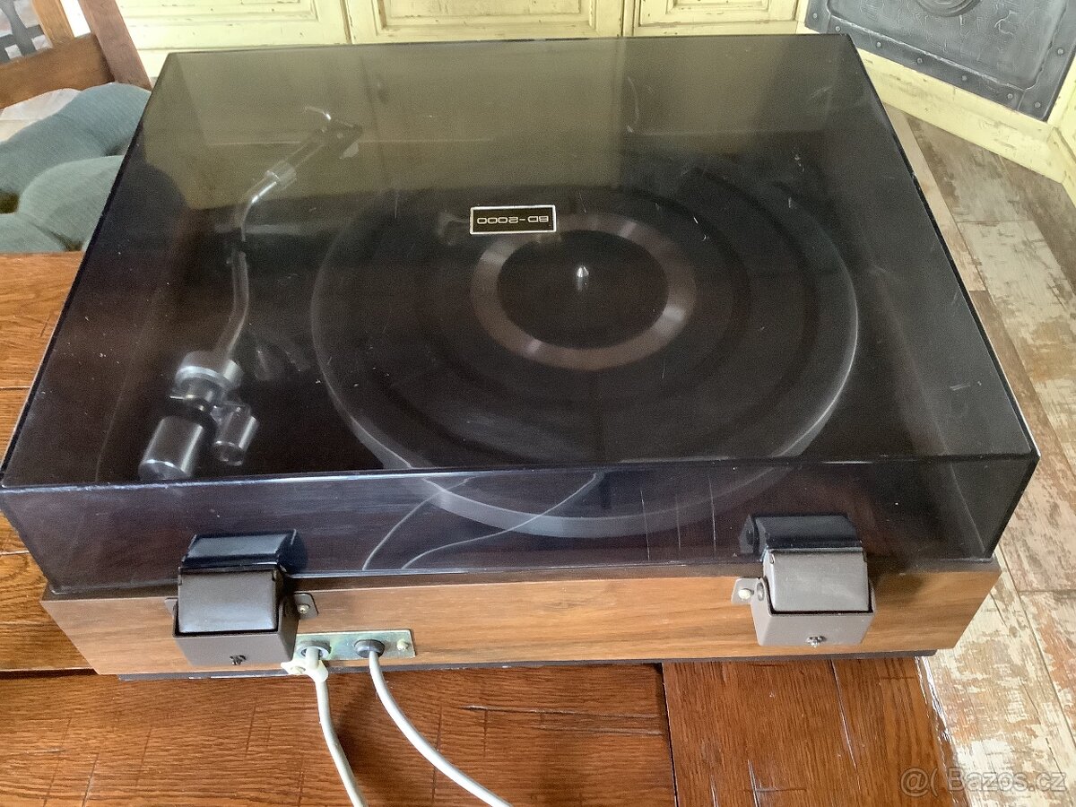 Gramofon ČECH BD 2000 - 3