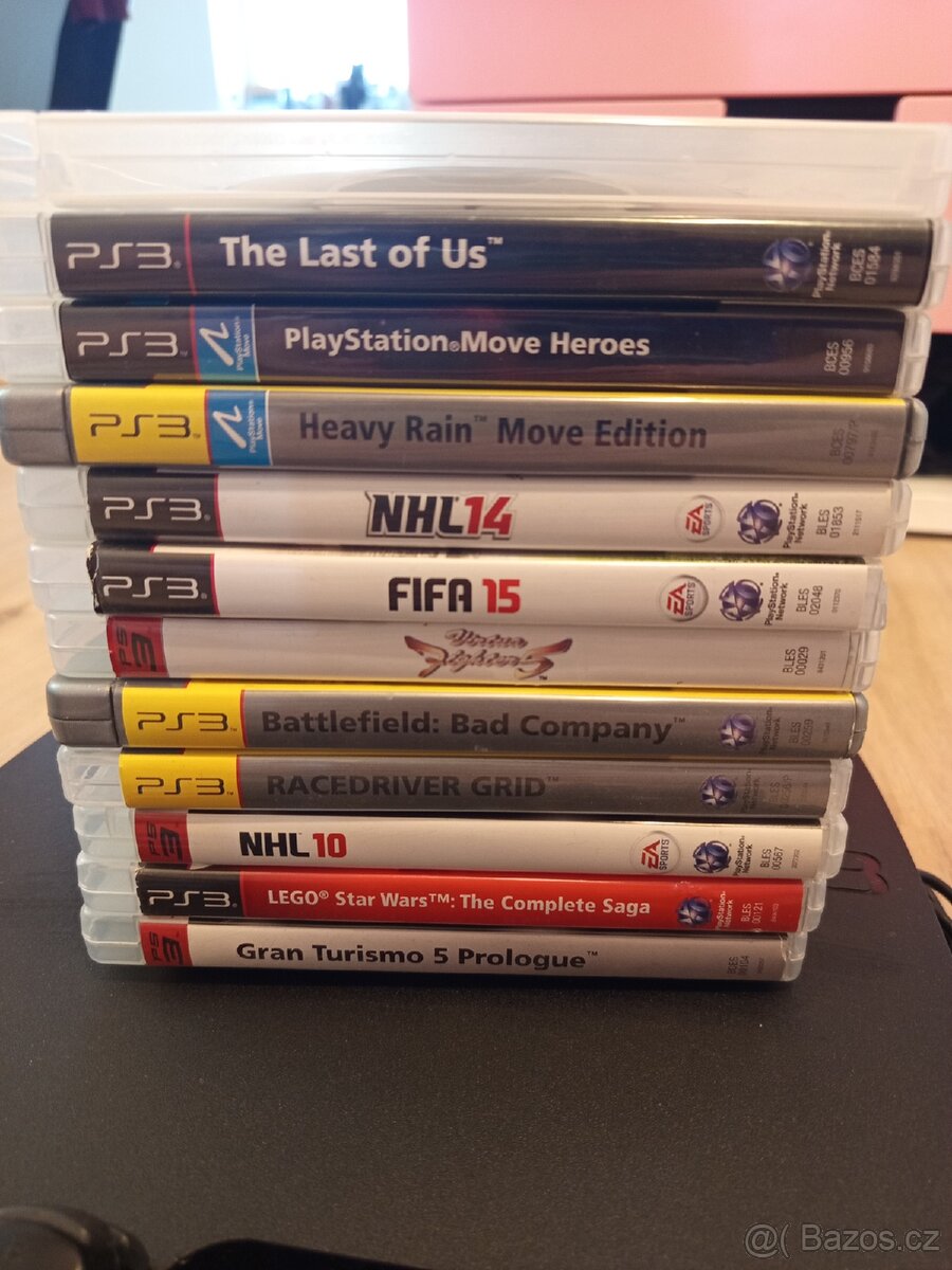 PlayStation 3 Slim BUNDLE - 3