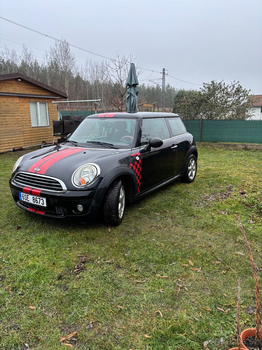MINI Cooper - ONE, r.v. 2010, 1.4. - benzin - 3