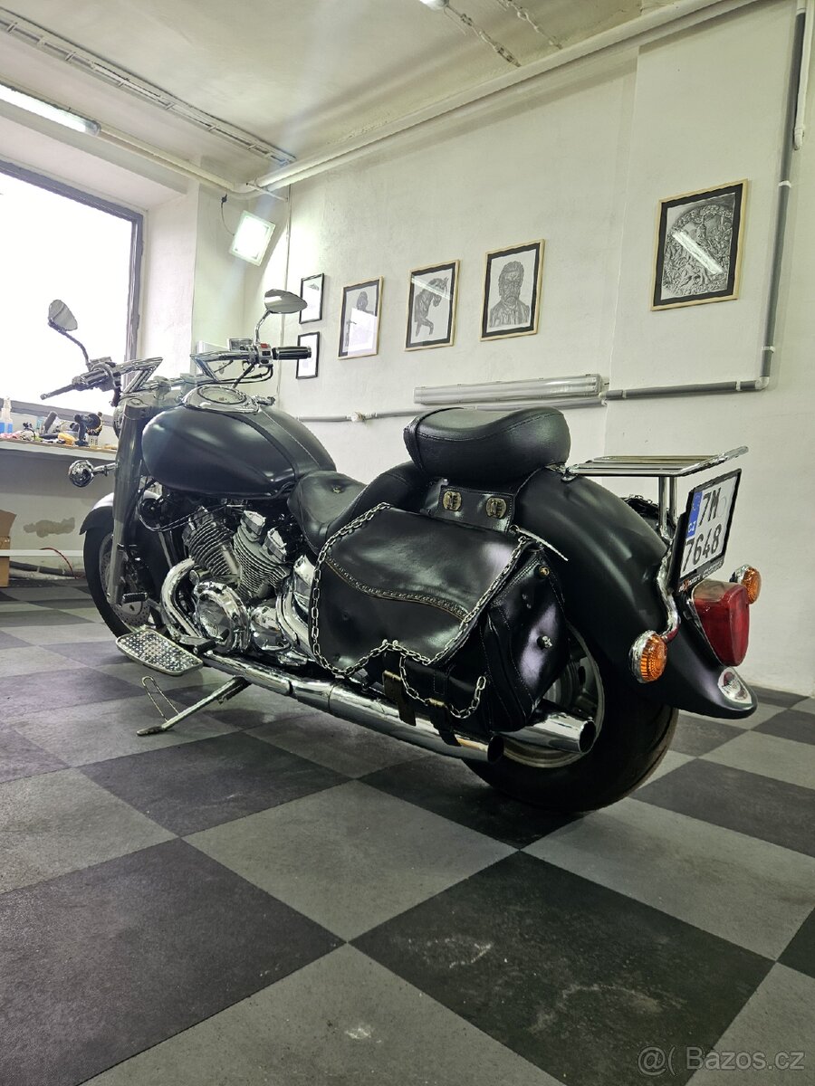 Yamaha XVZ 1300 - 3