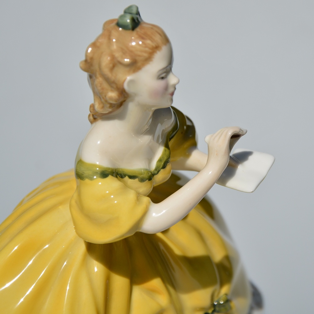 Royal Doulton Exkluzivní sběratelská porcelánová soška Dáma - 3