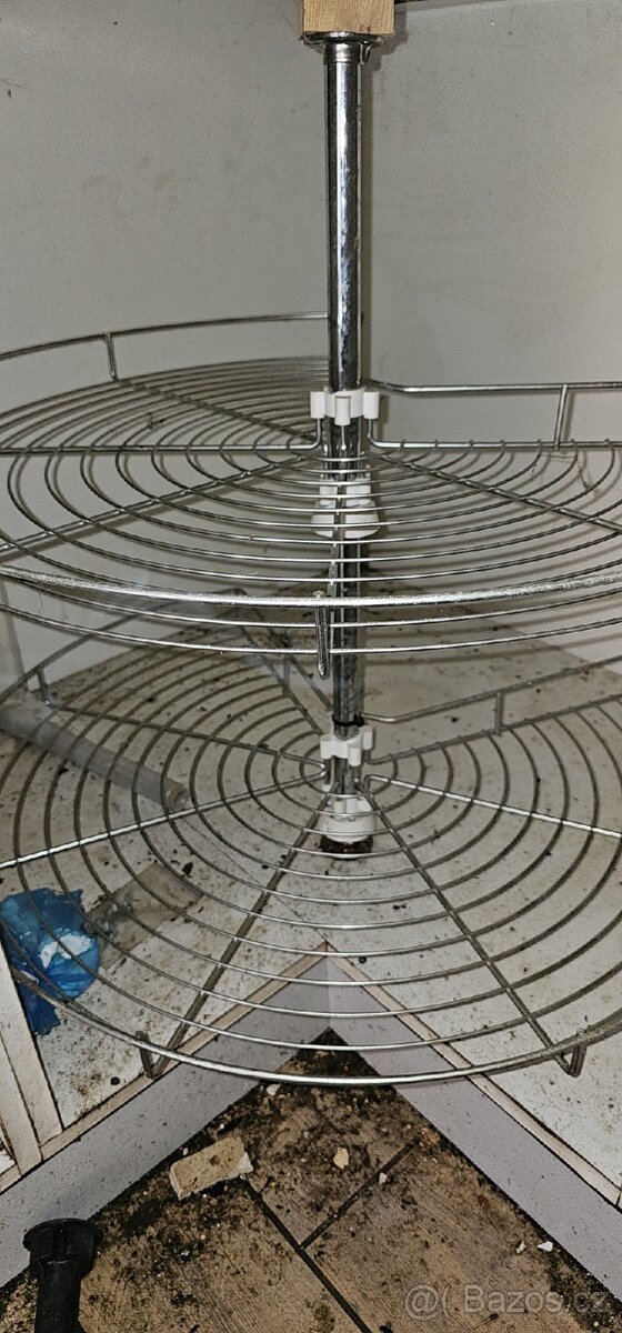 Otocny kos do rohove skrinky - 3