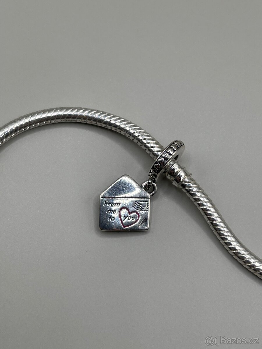 Stříbrný přívěsek č. 8 - obálka - 3