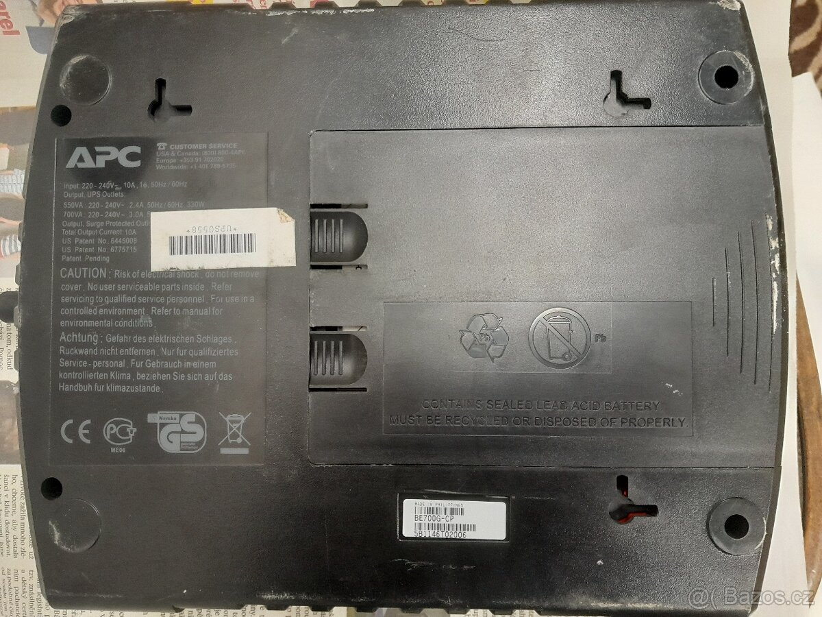 APC Back-UPS ES 700 - 3