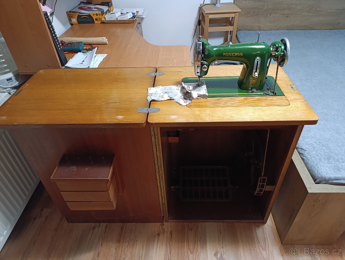 Šicí stroj Minerva po babičce - 3