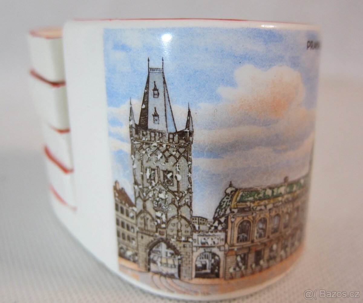 Dóza na cigarety + popelníky - TTT - 3