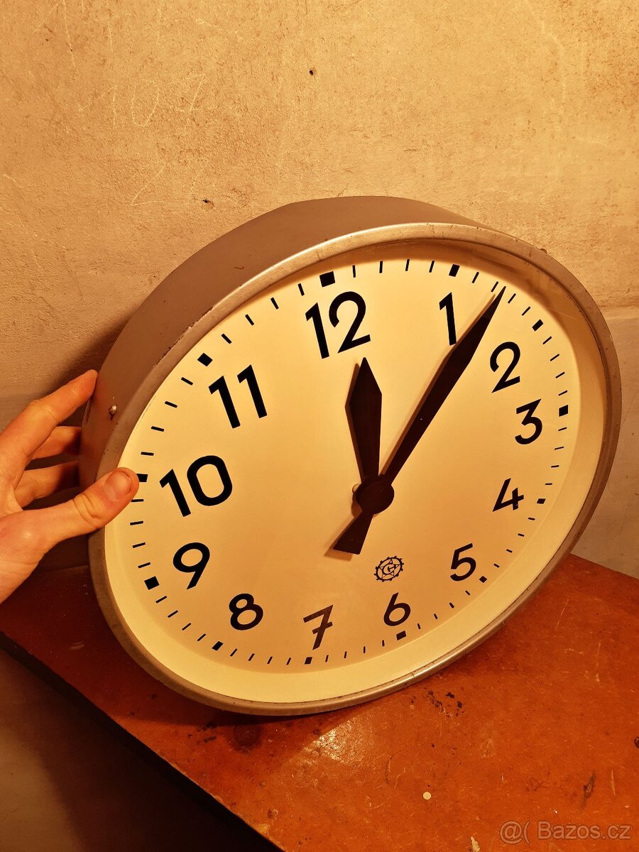 Vzácné hodiny Chronotechna z roku 1950 - 3