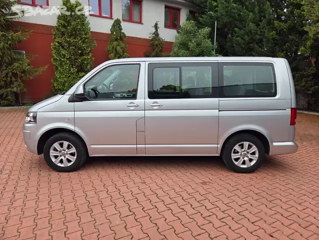 Multivan T5 2.0TDI 103kW Comfort,1.maj,2xšoupačky,navi - 3