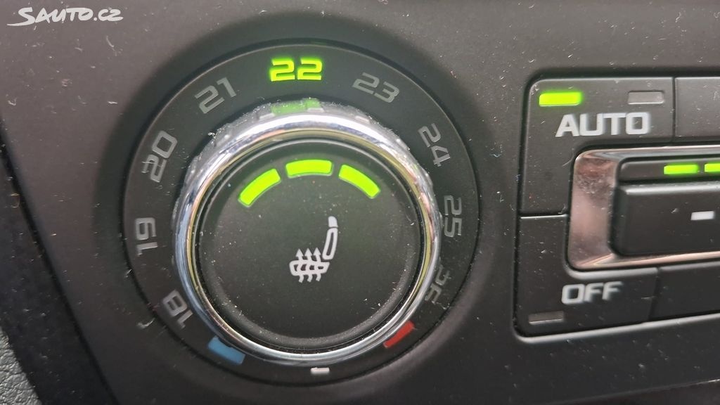 Škoda Octavia, RS 2,0tdi, na splátky všem - 3