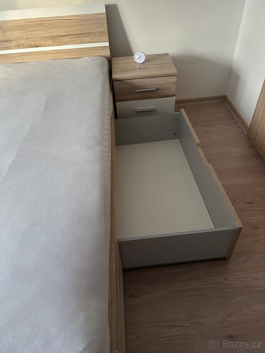 Manželská postel - 3