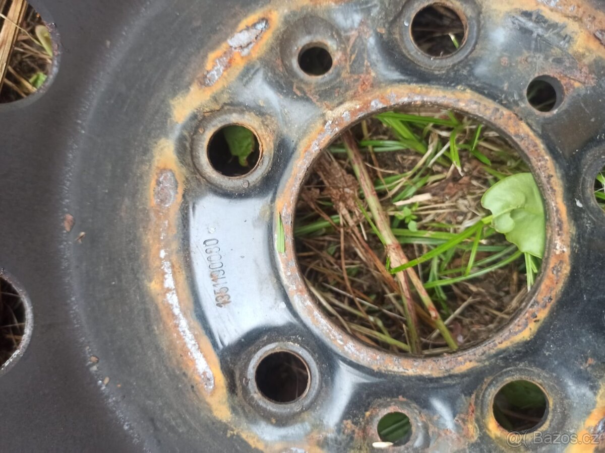 Bridgestone 215/70 R15 C, zimní - 3