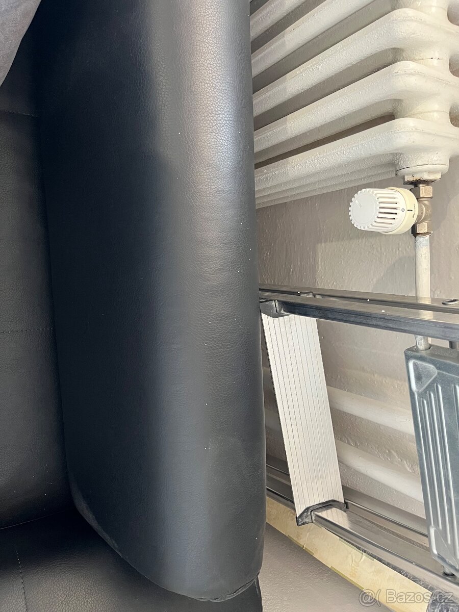 Rozkládací gauč s úložným prostorem - 3