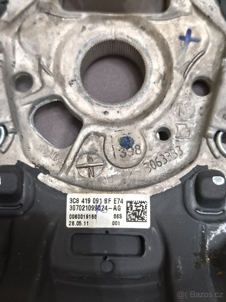 Multifunkční volant VW Passat B7 DSG - 3