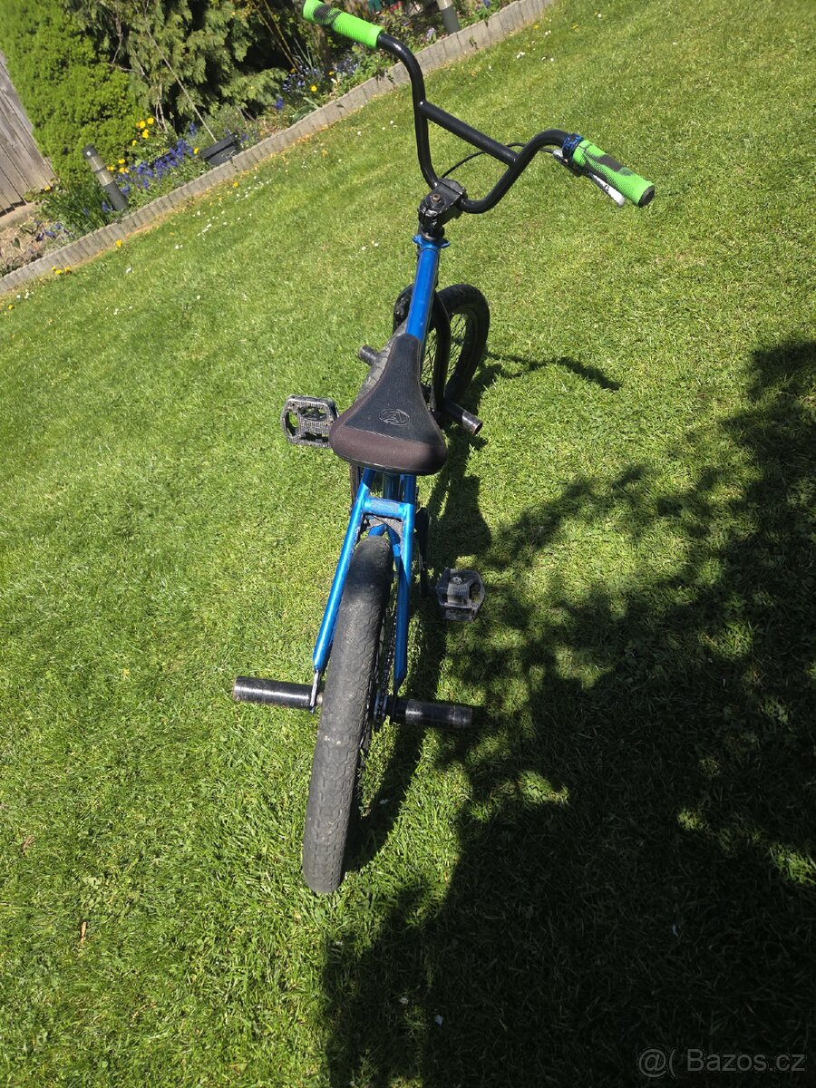 BMX kolo GT - 3
