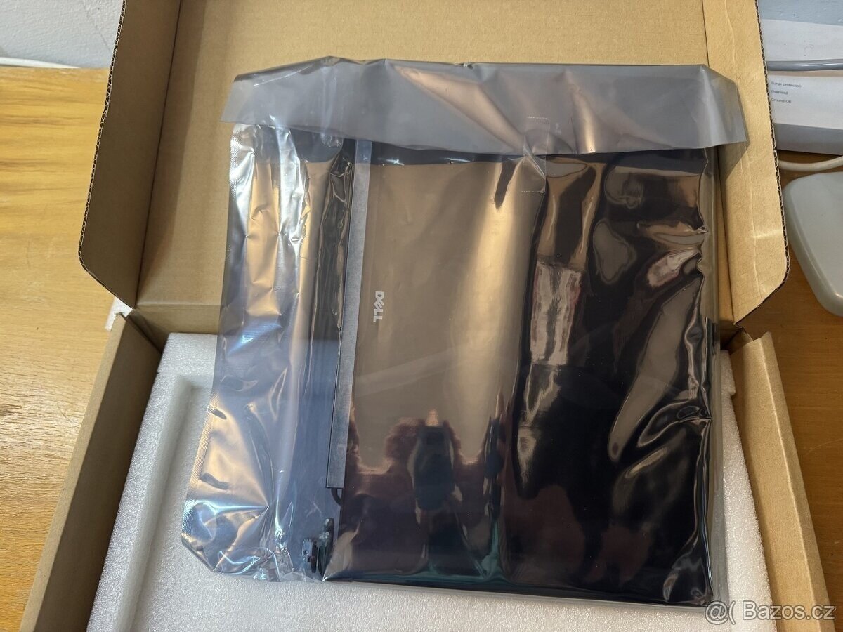 Nové dotykové QHD víko s LCD Dell Latitude E7470 - 3