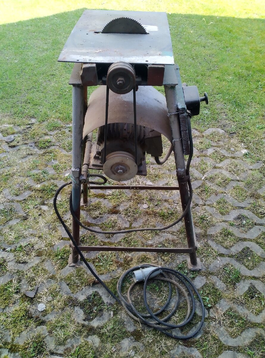 Stolní pila - 3