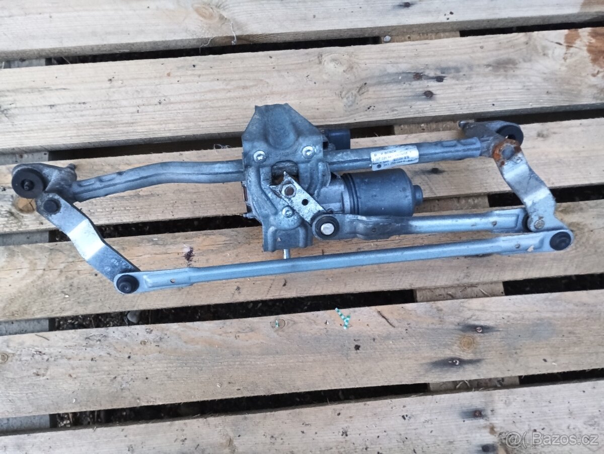 motorek stěračů vw Touran 1t1 - 3